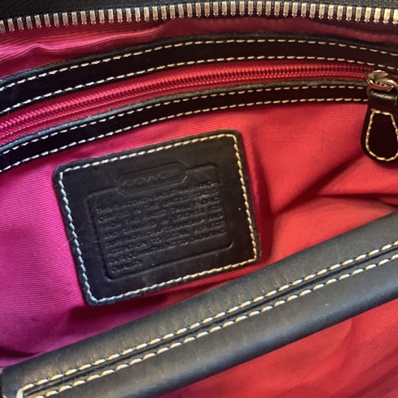 Coach purse, authentic - Picture 3 of 3